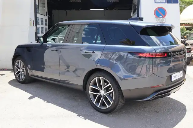Land Rover Range Rover view 8