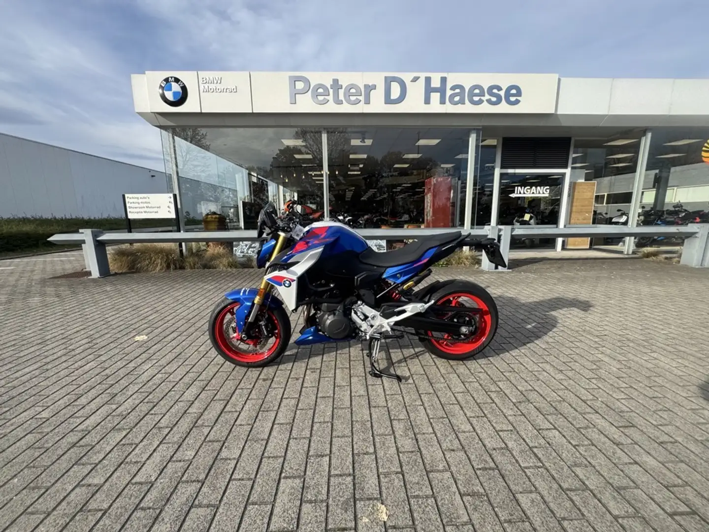 BMW F 900 R - Ex directie Bleu - 1