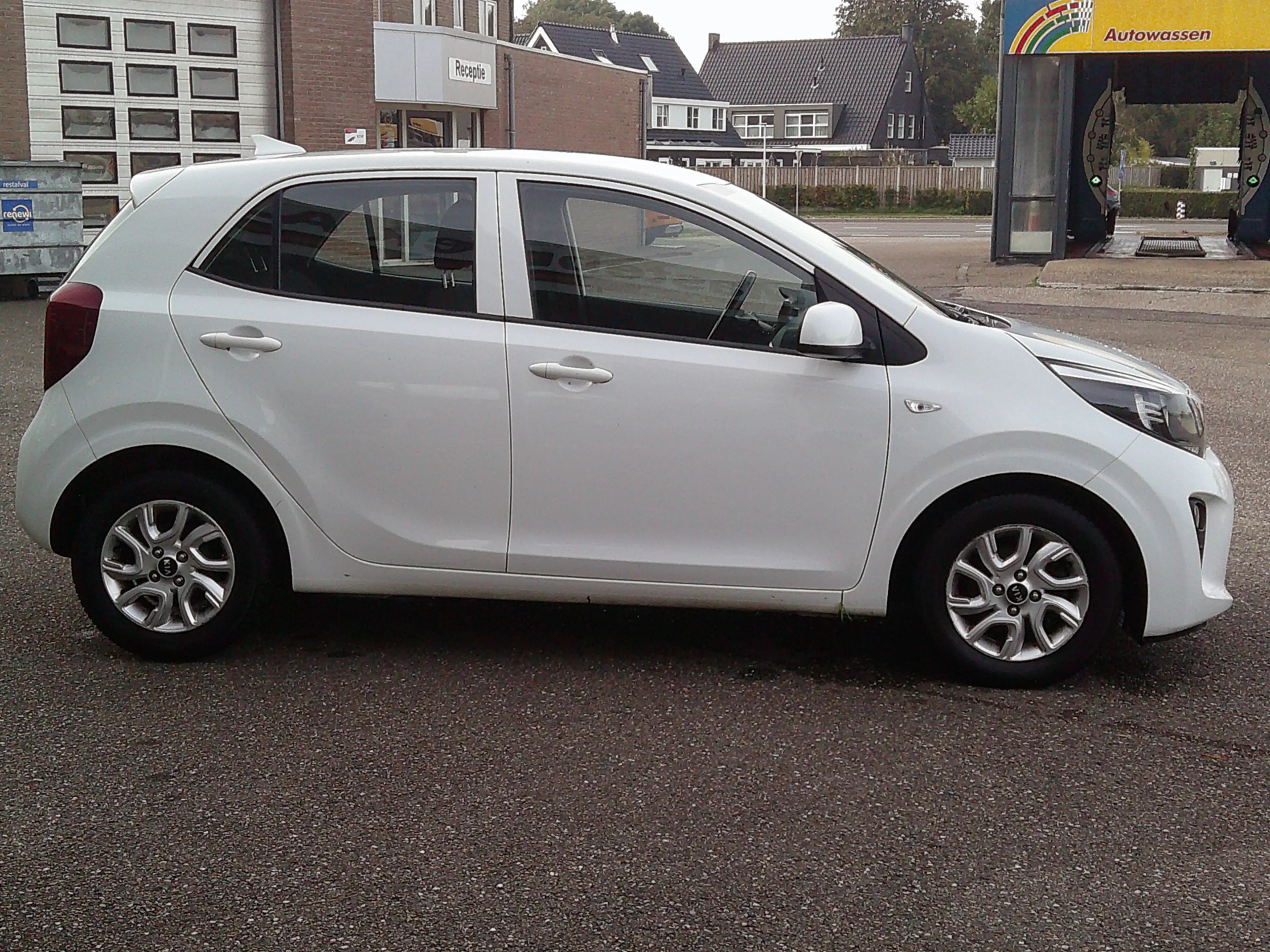 Kia Picanto 1.0 MPi DynamicLine Staat in Hardenberg — photo 6