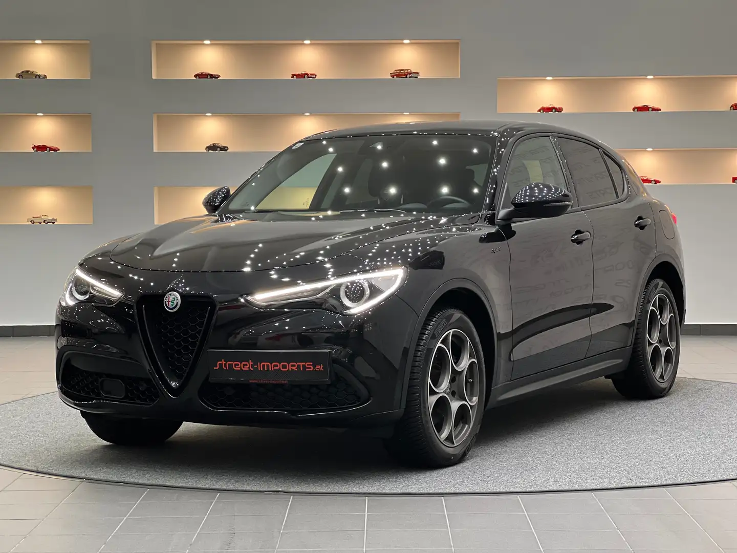Alfa Romeo Stelvio Sprint Q4 *Verdacht auf Motorschaden*Export* Schwarz - 1