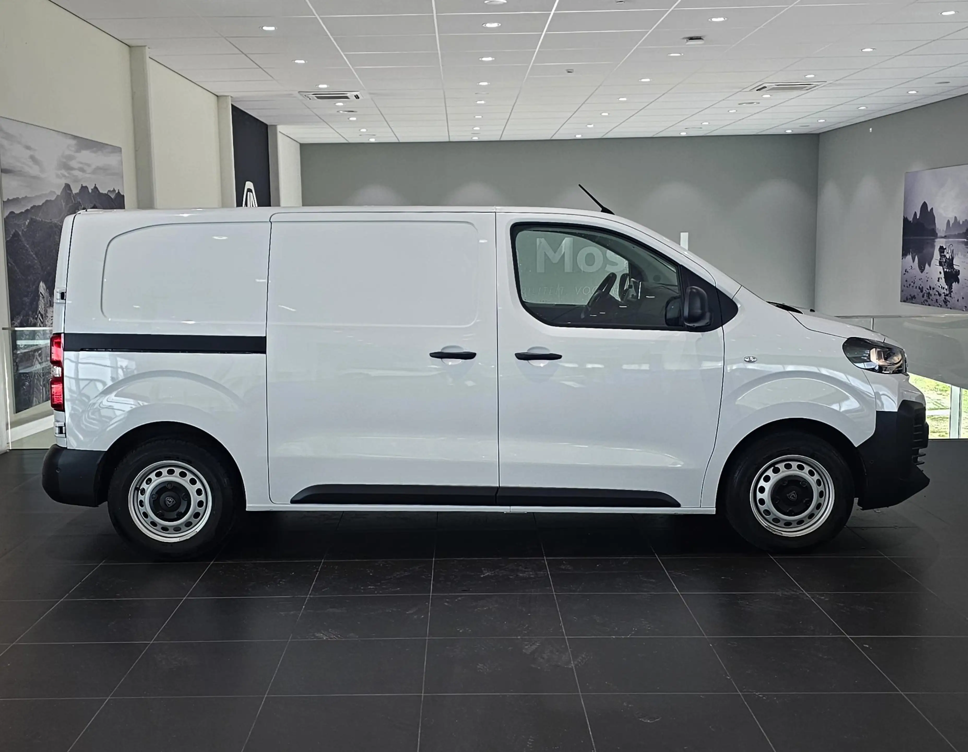 Peugeot e-Expert EV L2 75 kWh | Camera | Navigatie | Apple Carplay/ — photo 4