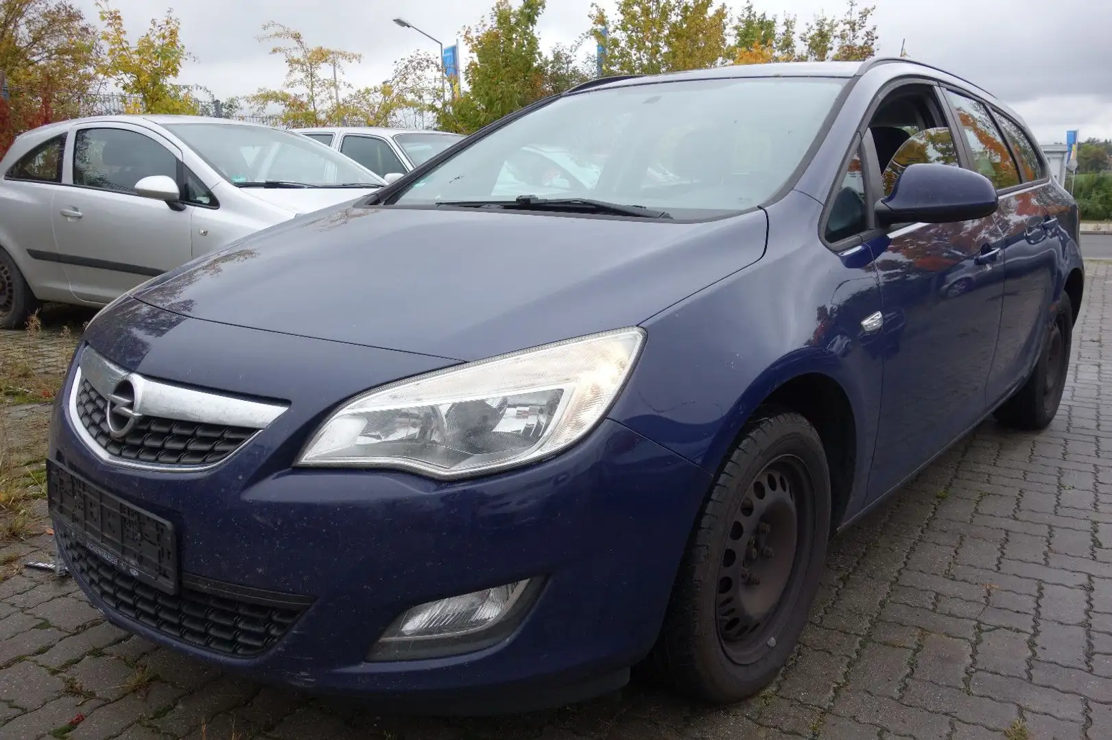 Opel Astra J Sports Tourer Selection Blau - 1