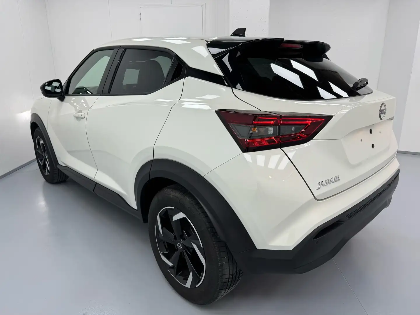 Nissan Juke N-CONNECTA 1.0 DIG-T 114CV *LED+17"*NO VINCOLO FIN Wit - 2