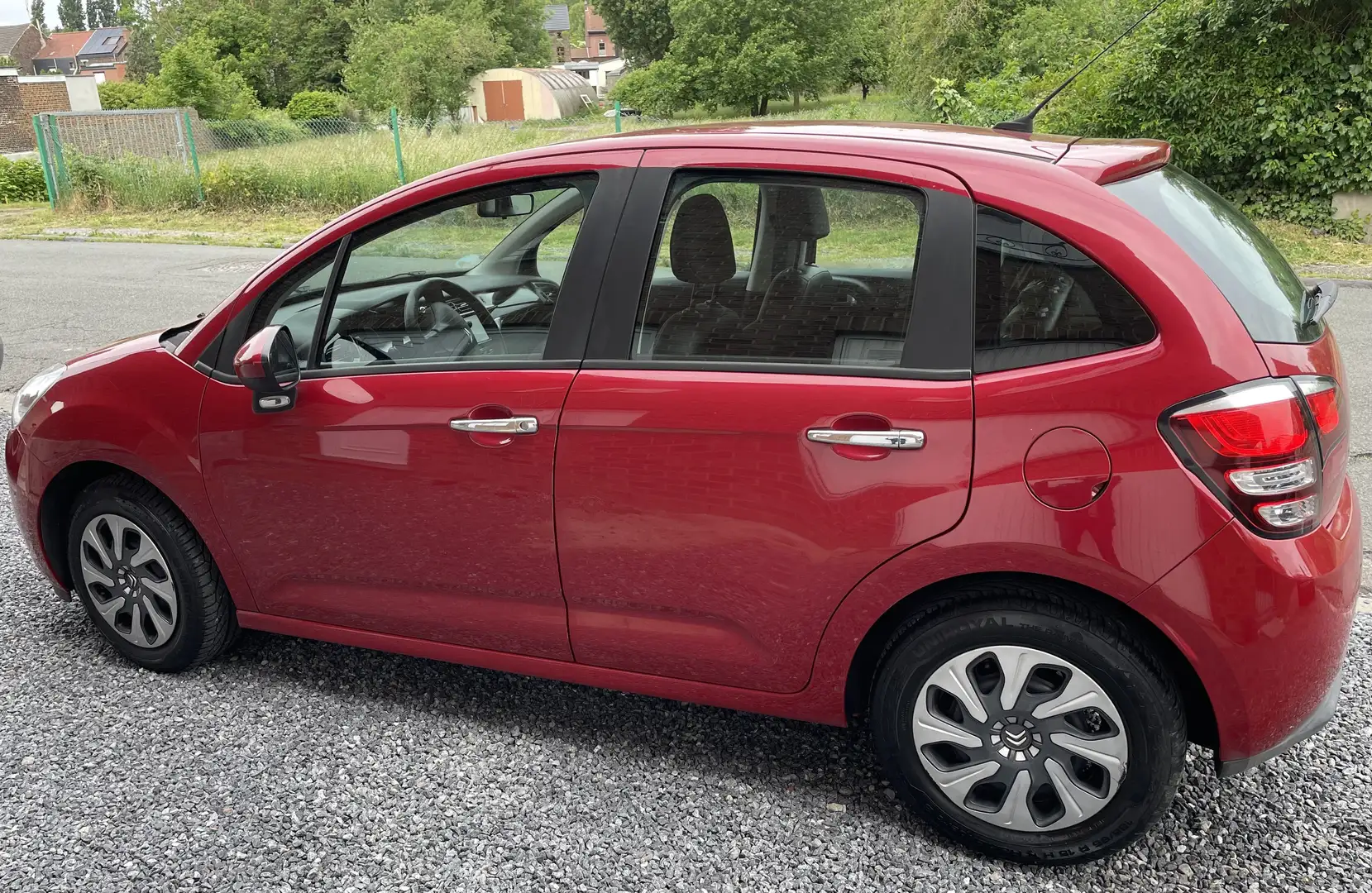 Citroen C3 1.2 ess  Prêt à immatriculer GPS Ecran AIRCO Rouge - 1