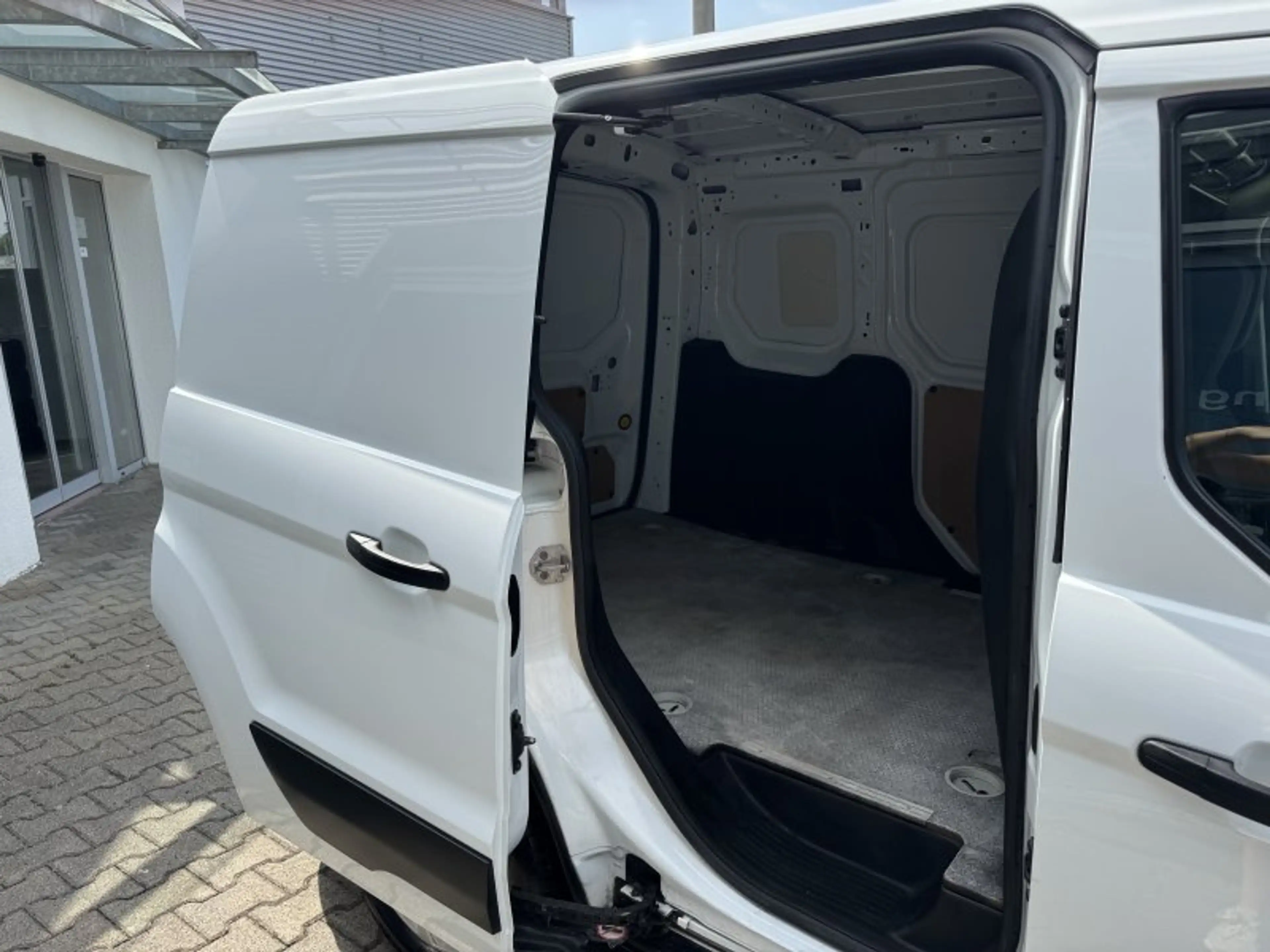 Ford Transit Connect 1.0 EcoBoost 200 L1 Trend Klima Kamera Sitzheizung — photo 10