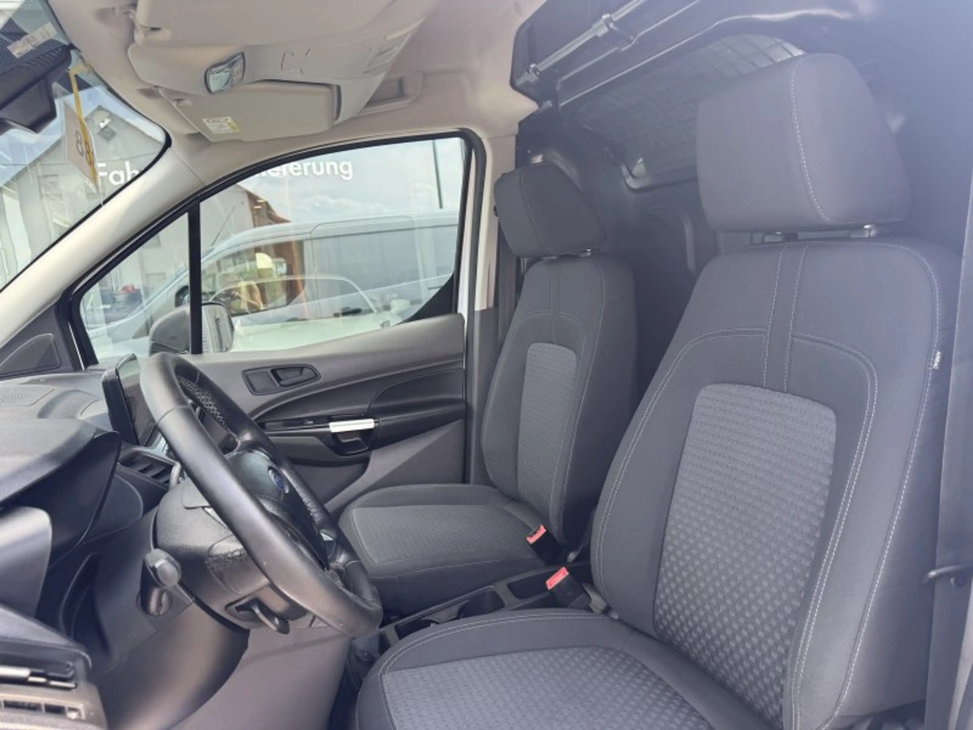 Ford Transit Connect 1.0 EcoBoost 200 L1 Trend Klima Kamera Sitzheizung — photo 13