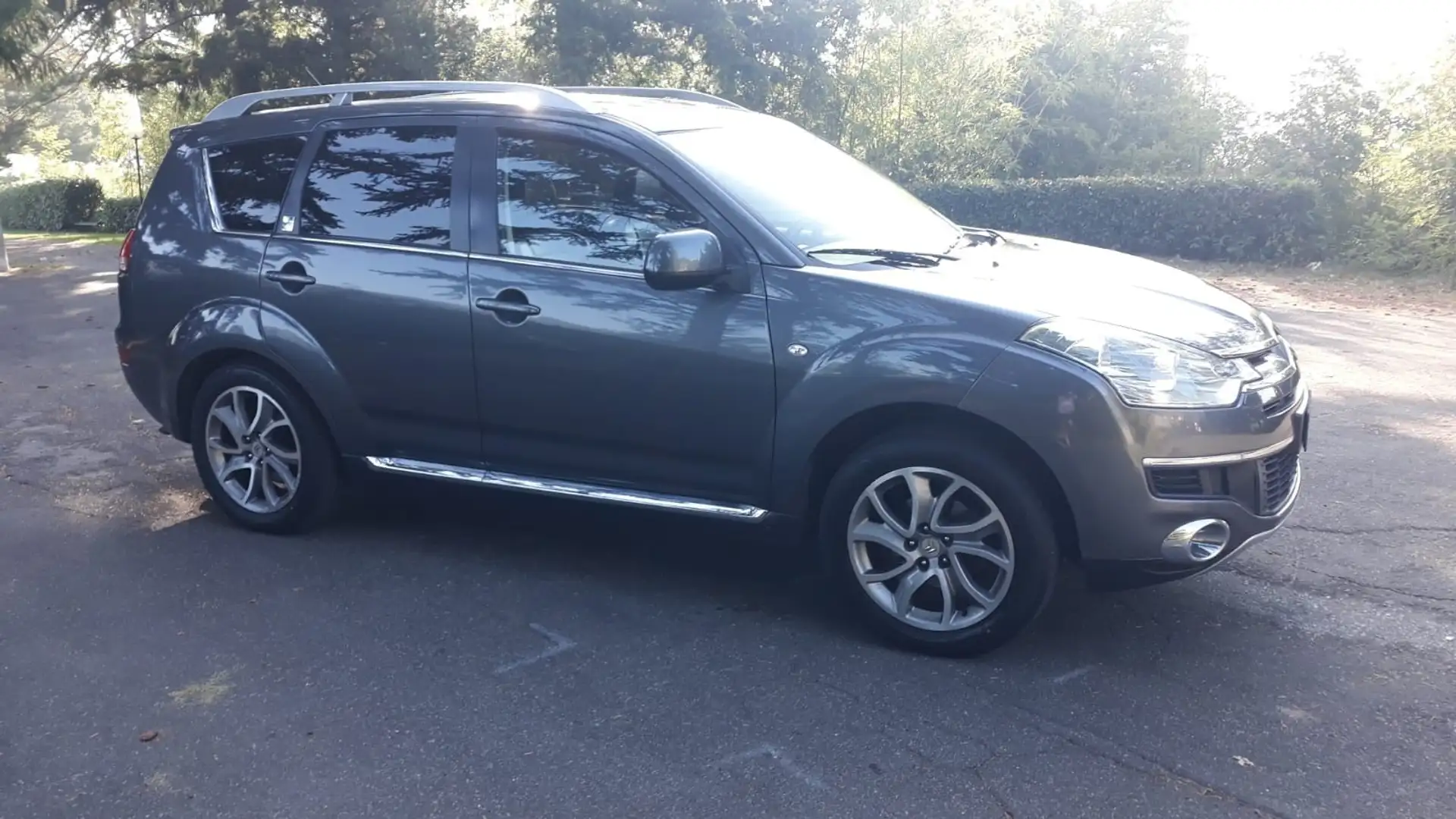 Citroen C-Crosser Crociera nera Gris - 1