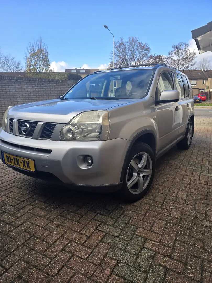 Nissan X-Trail - 1