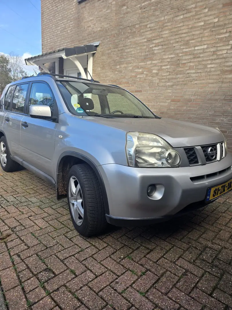 Nissan X-Trail - 2
