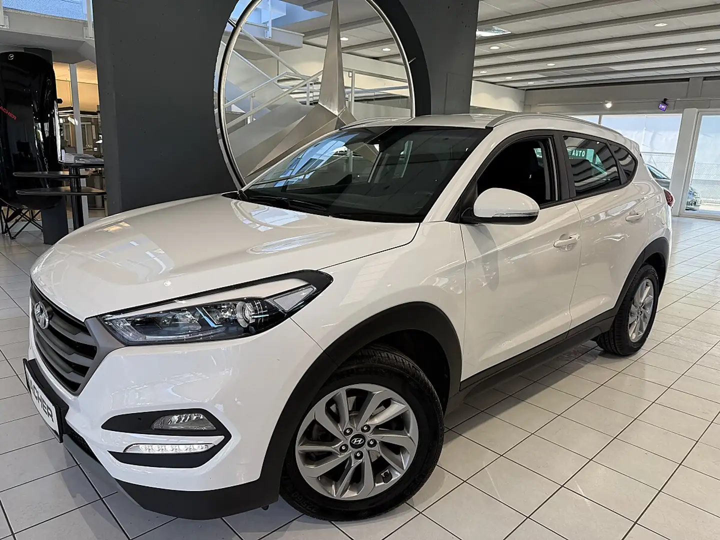 Hyundai TUCSON Tucson 1,7 CRDI Start-Stopp Go Weiß - 2
