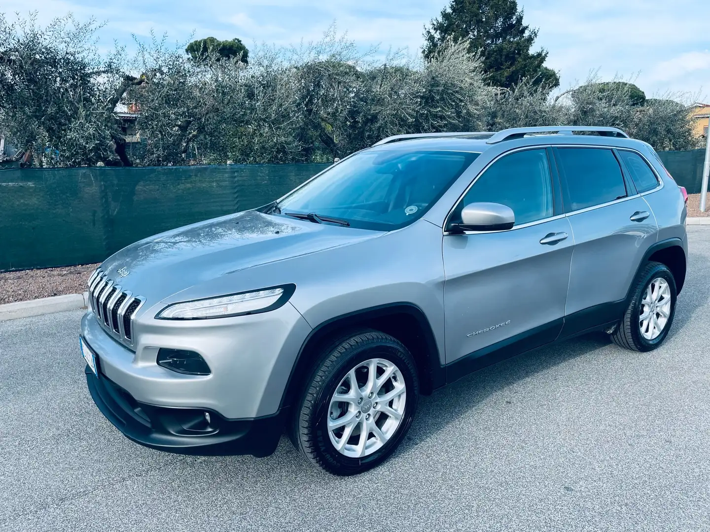 Jeep Cherokee 2.2 mjt II Longitude 4wd active drive I 185cv auto Argent - 1