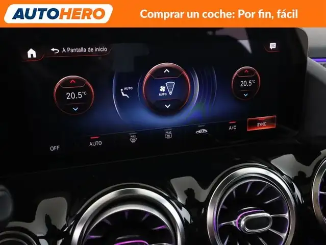 Mercedes-Benz GLA view 24
