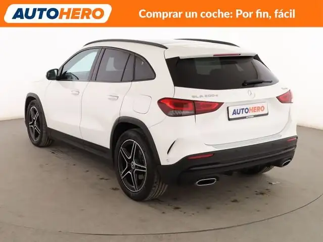 Mercedes-Benz GLA view 4