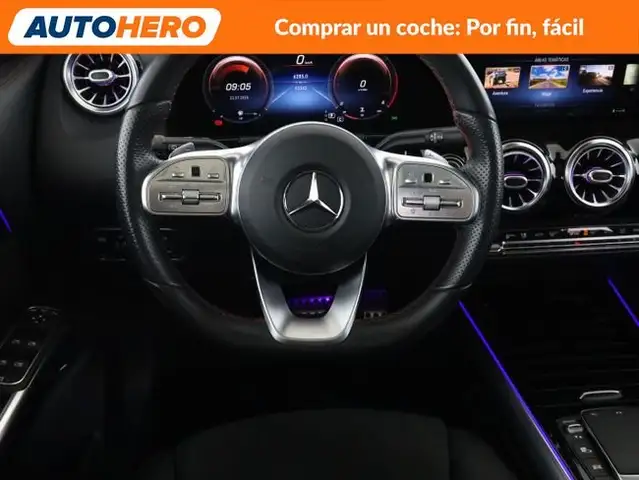 Mercedes-Benz GLA view 25