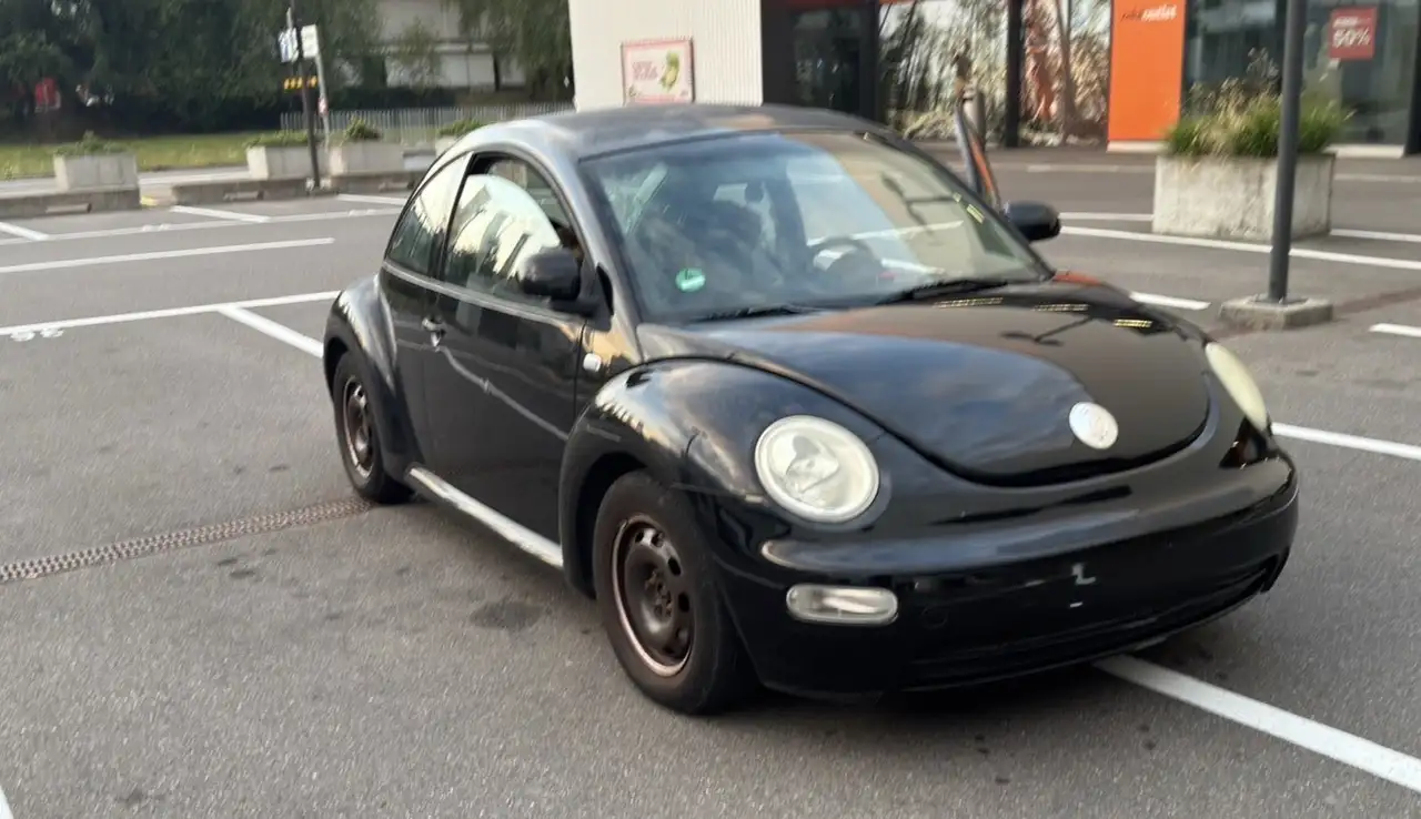 Volkswagen New Beetle 2.0, foto 3