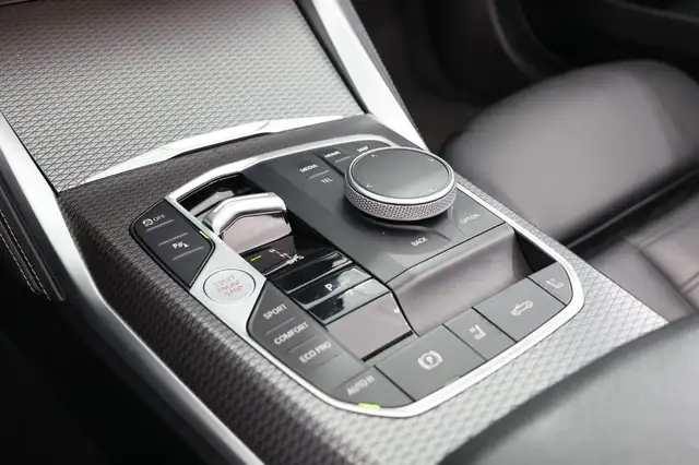 BMW M4 view 25
