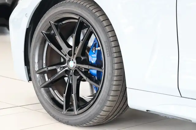 BMW M view 9