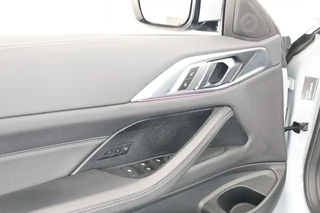 BMW M view 11