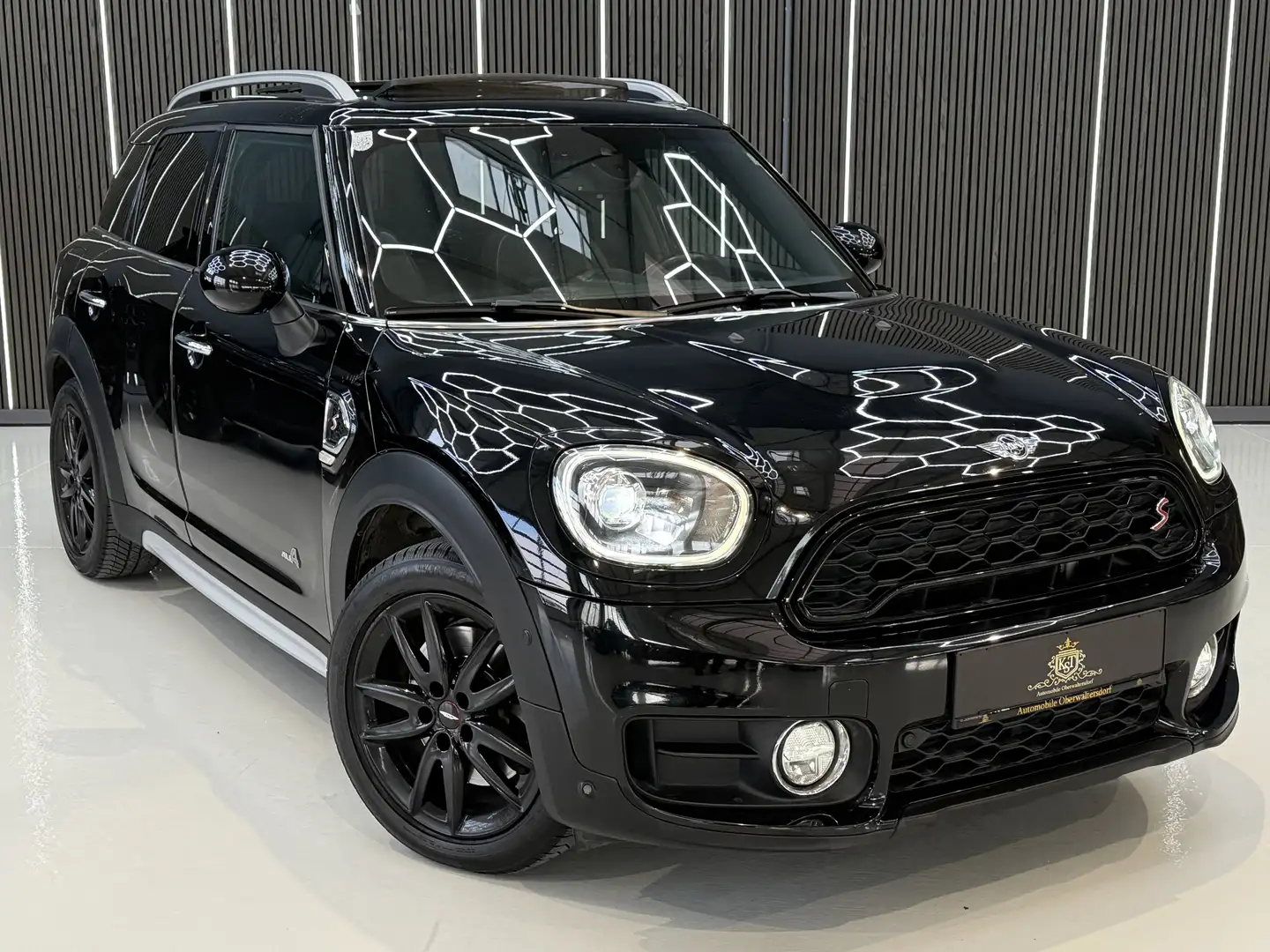 MINI Cooper SD Countryman Cooper SD All4 Schwarz - 1