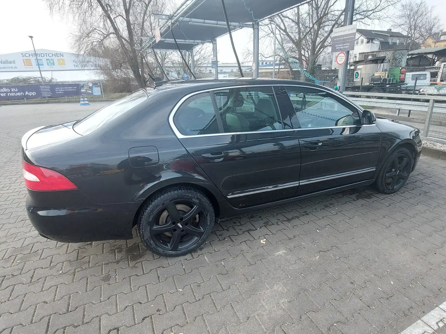 Skoda Superb Superb+3.6+V6+4x4+DSG+Elegance Schwarz - 1