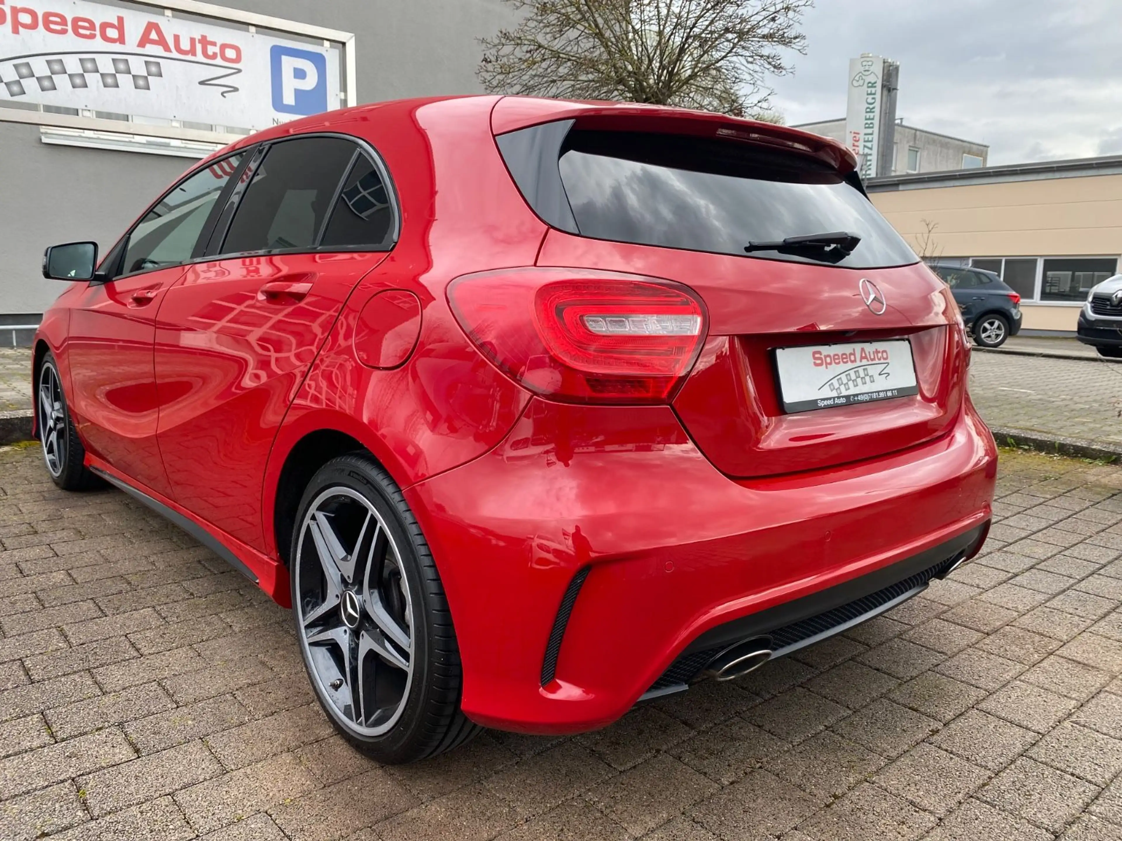 Mercedes-Benz A 200 AMG-LINE/NAVI/KAMERA/Bi-XENON/NIGHT/ALU18" — photo 6