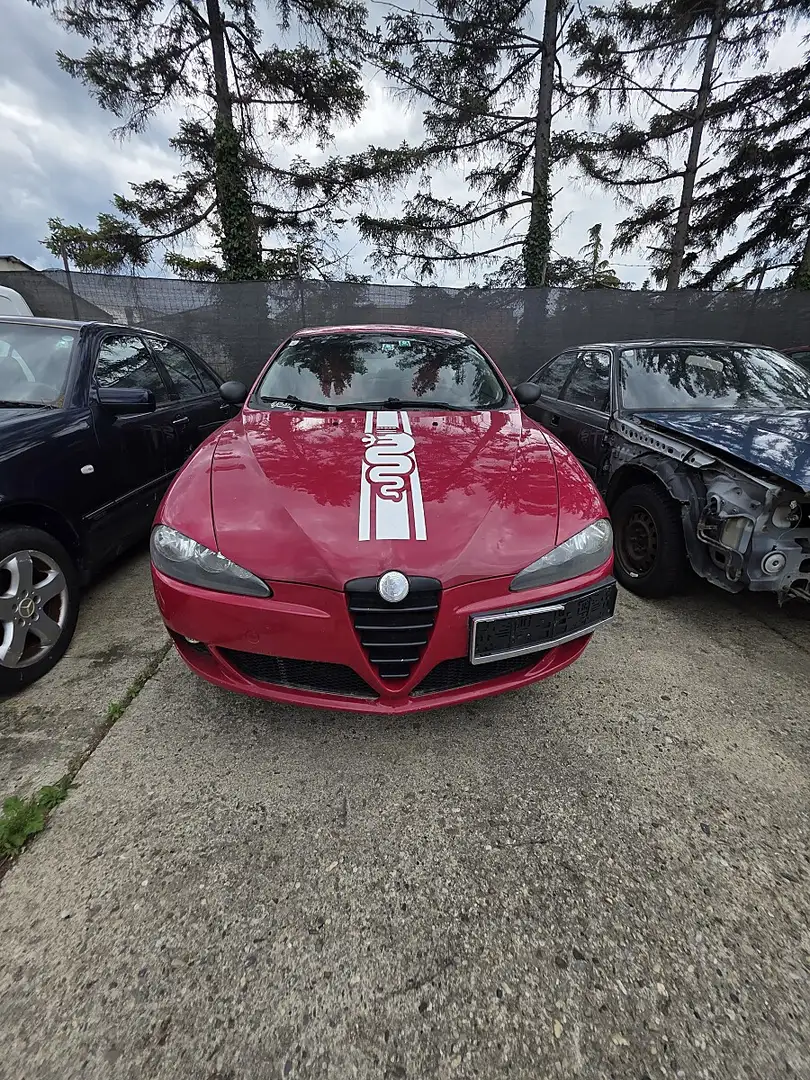 Alfa Romeo 147 Alfa 147 1,6 Twin Spark Impression Rot - 1