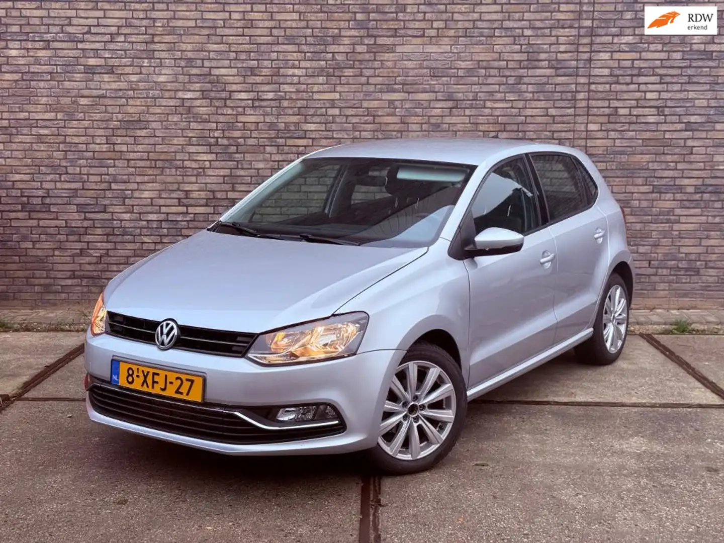 Volkswagen Polo 1.2 TSI Comfortline DSG Climate Control Grijs - 1