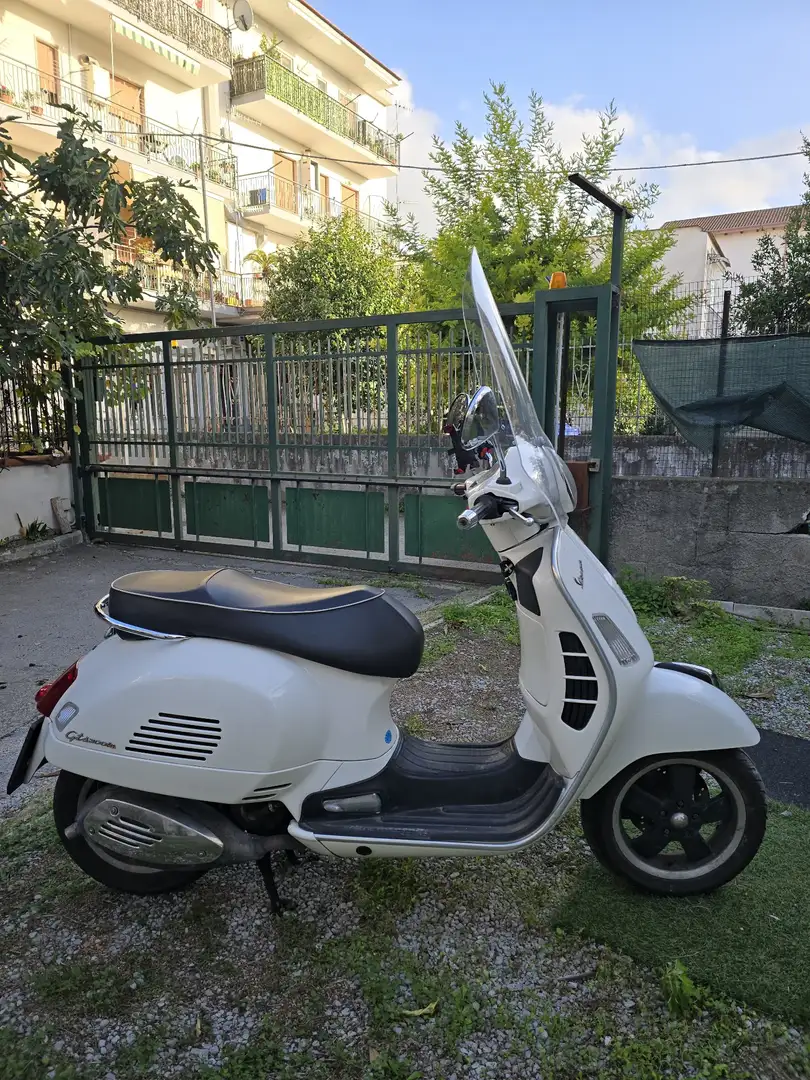 Piaggio GTS 300 touring Blanco - 2