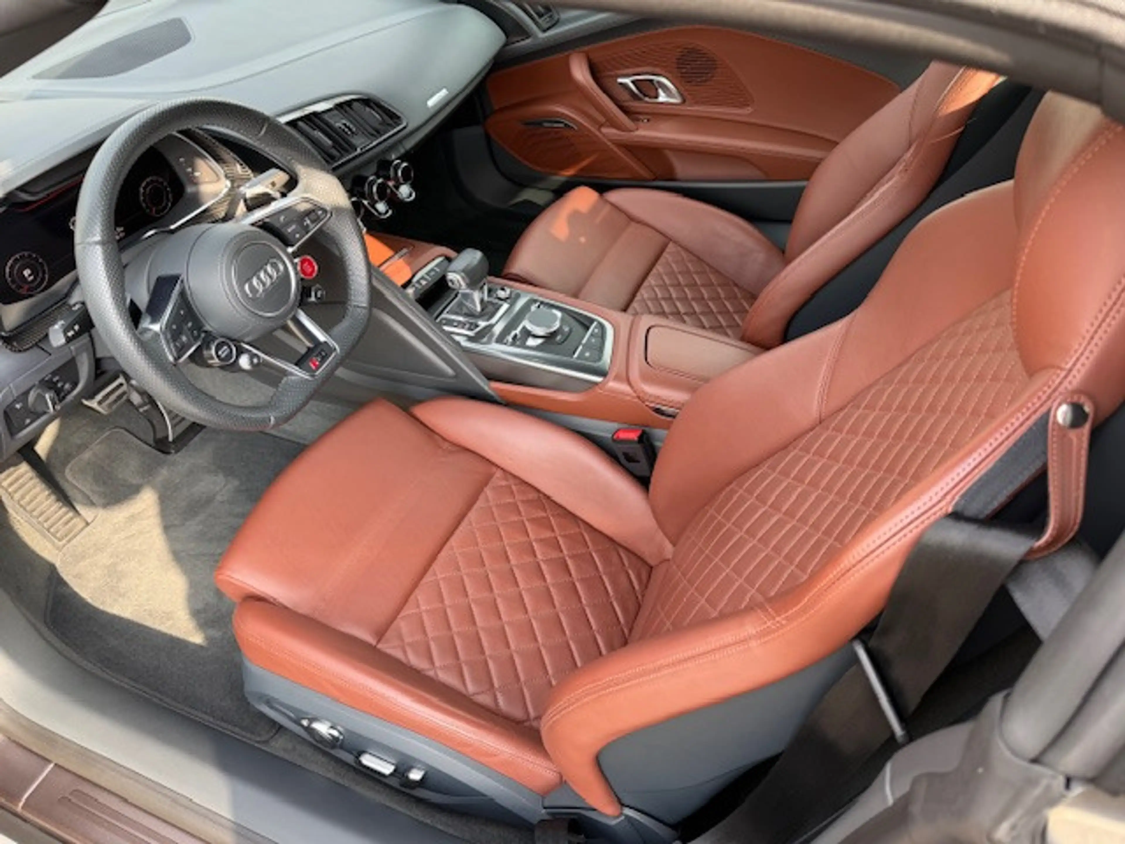 Audi R8 SPYDER V10 PLUS+DESIGN PAKET+EX-NP:240.000€ — photo 5