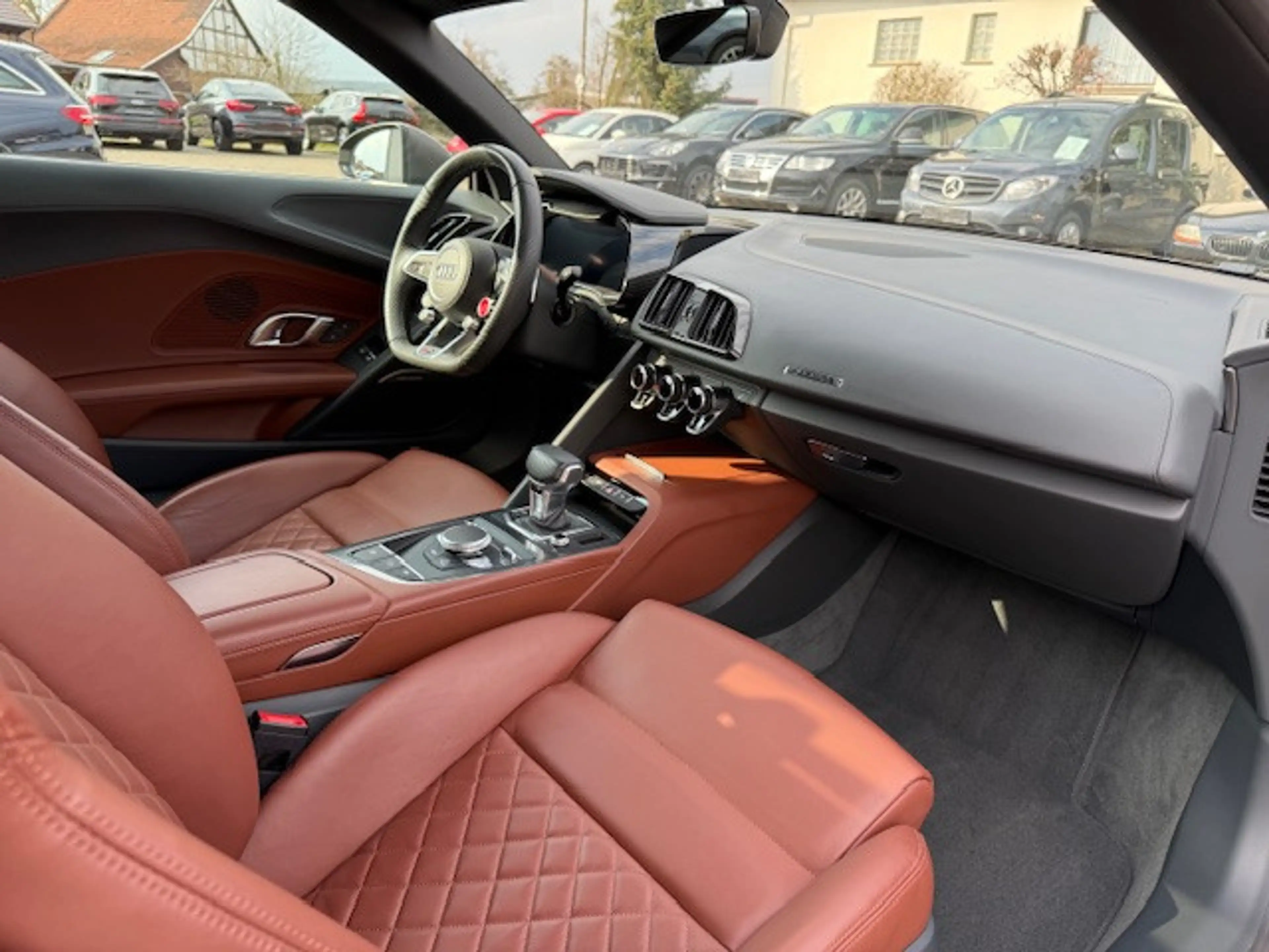 Audi R8 SPYDER V10 PLUS+DESIGN PAKET+EX-NP:240.000€ — photo 14