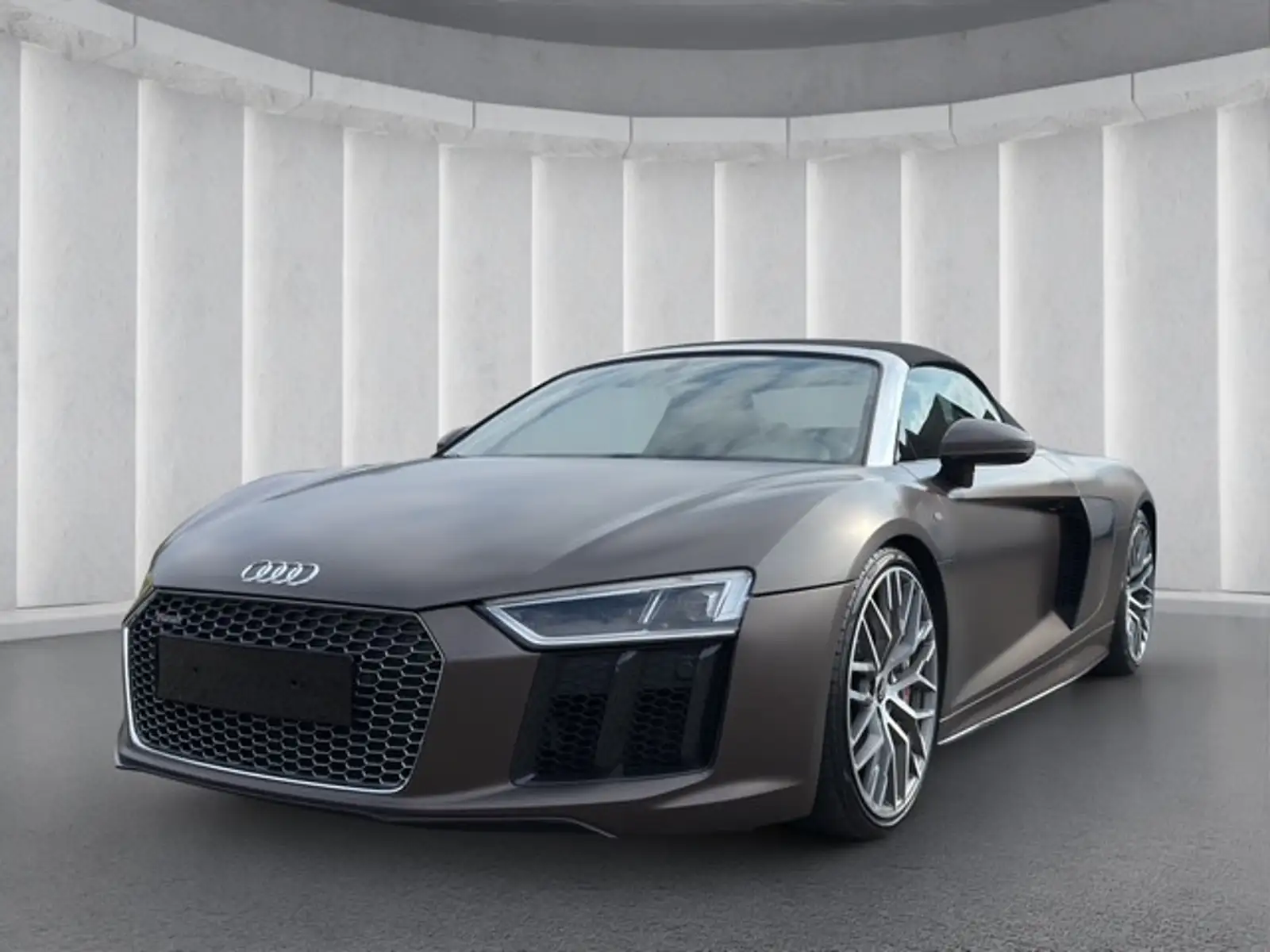 Audi SPYDER V10 PLUS+DESIGN PAKET+EX-NP:240.000€