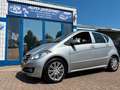 Mercedes-Benz A 180 Klima Sitzheizung 5 türig WENIG KM Silber - thumbnail 1