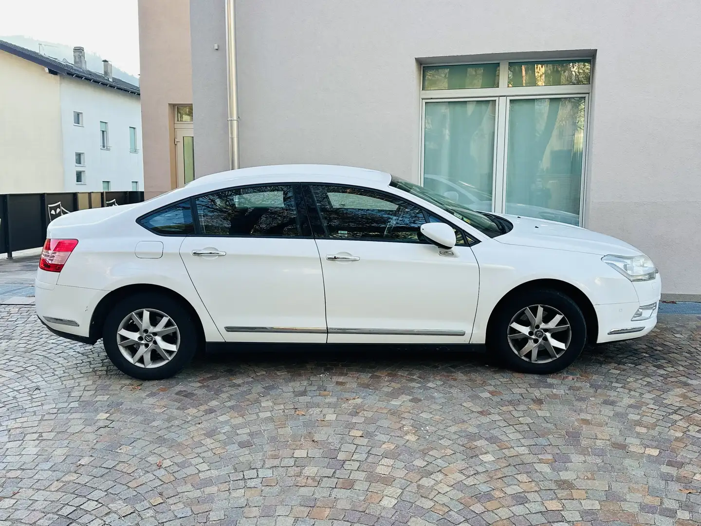 Citroen C5 1.6 hdi 16v Classique 110cv fap Alb - 2