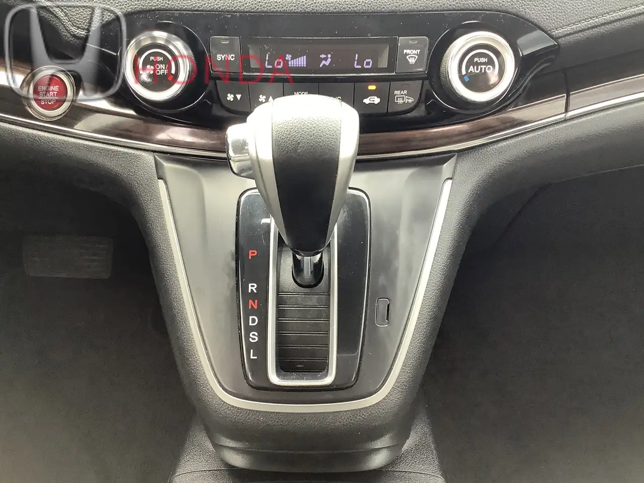 Honda CR-V снимка Honda CR-V
