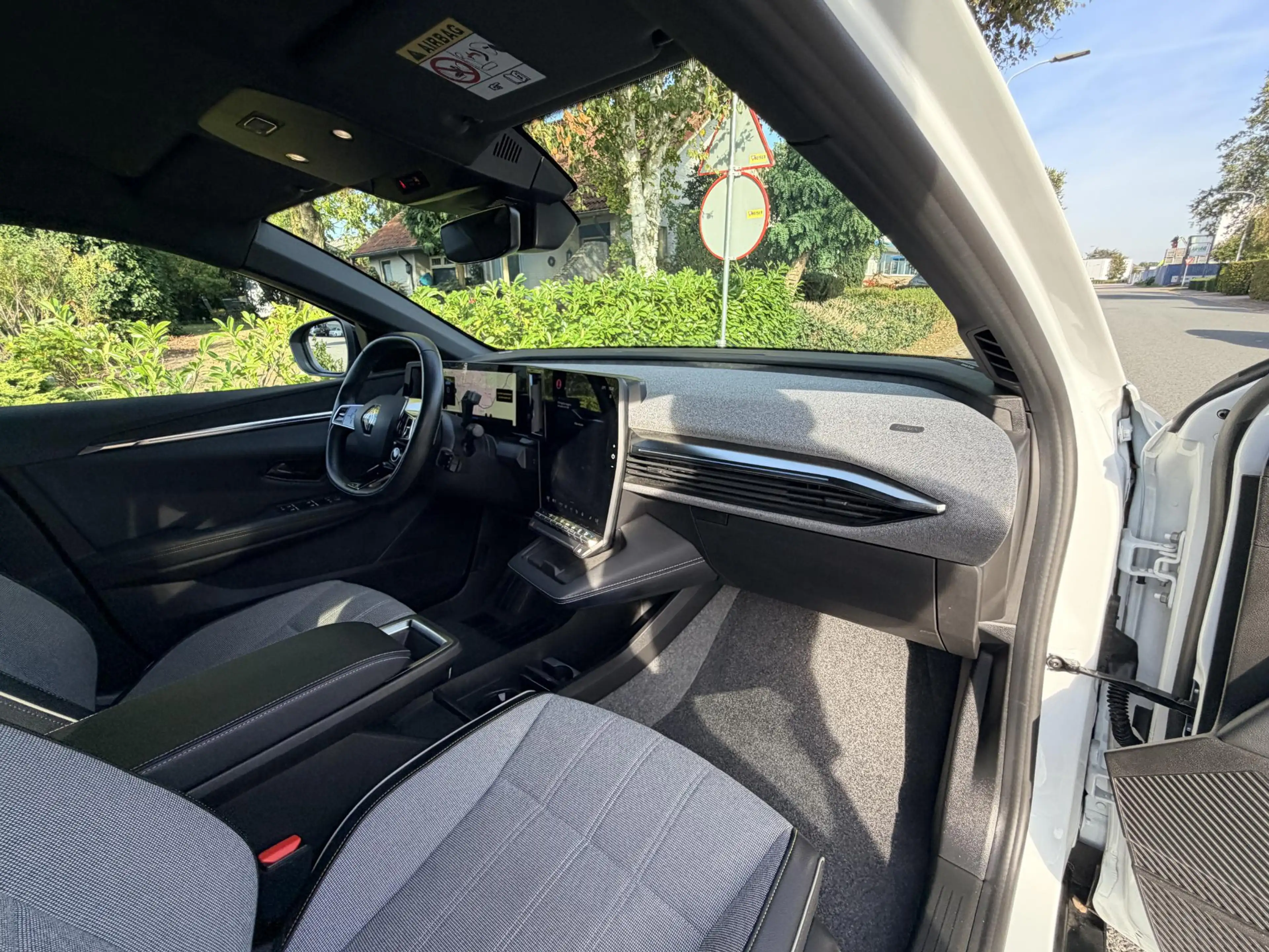 Renault Megane E-Tech EV60 Techno 220PK•Warmtepomp•ACC — photo 26