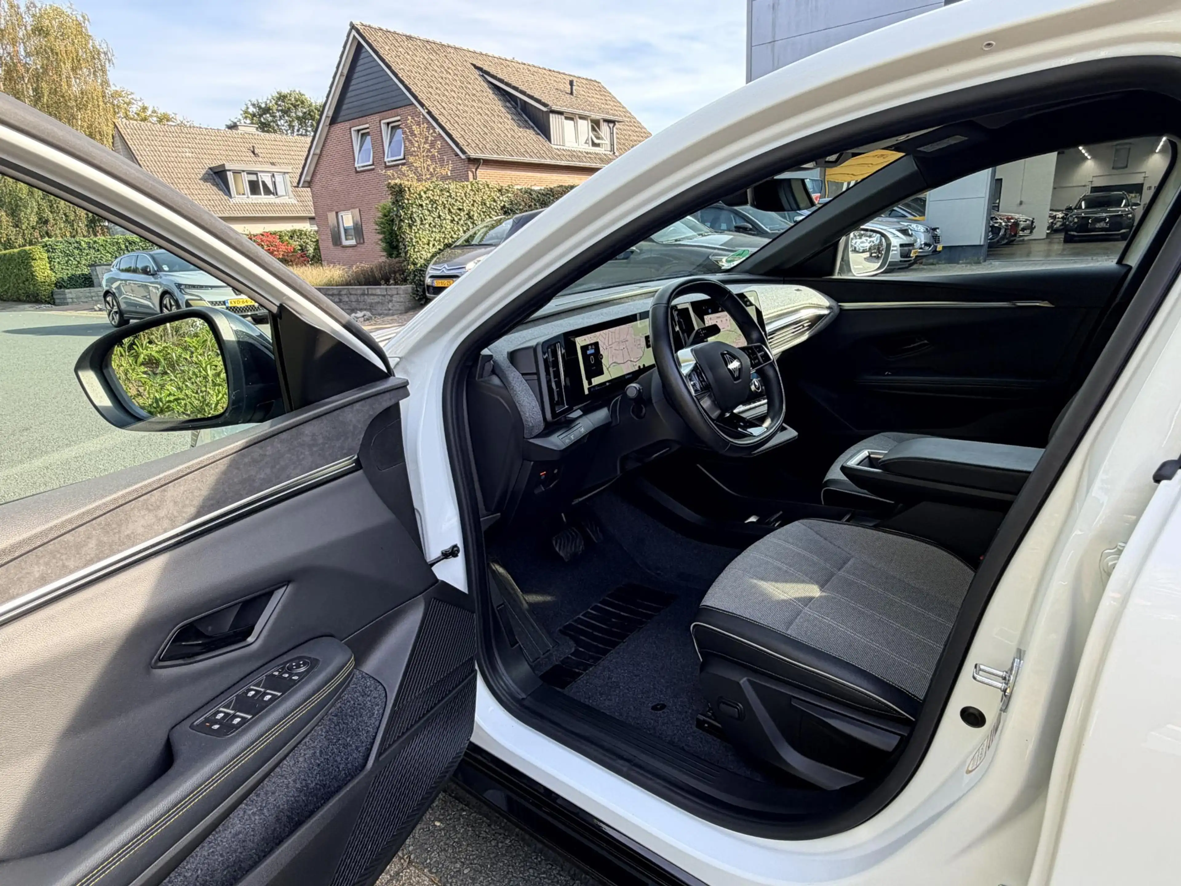 Renault Megane E-Tech EV60 Techno 220PK•Warmtepomp•ACC — photo 12
