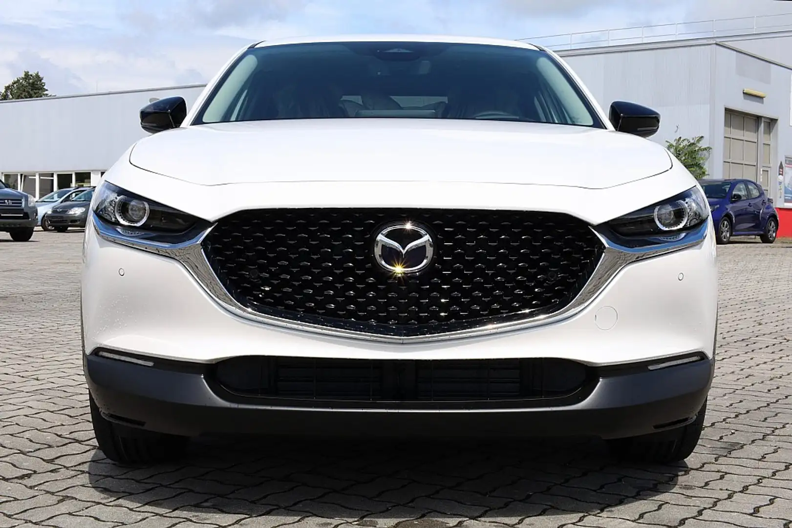 Mazda CX-30 e-Skyactive G140 Homura Aut. Weiß - 2