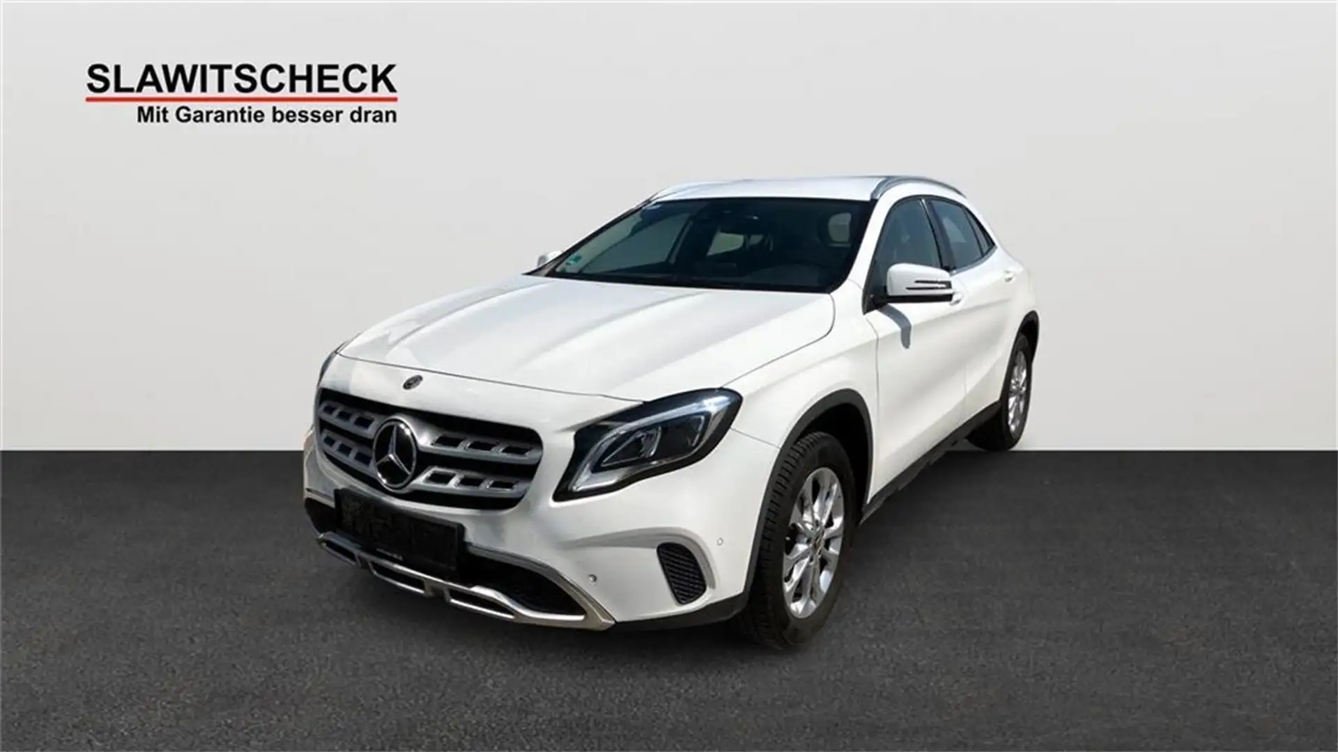Mercedes-Benz GLA 180 Aut. Білий - 1