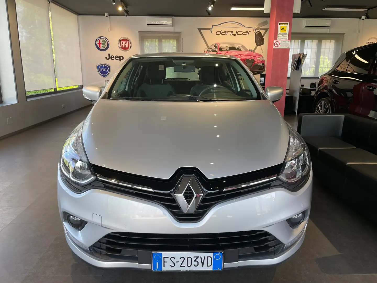 Renault Clio Clio 1.5 dci energy Business 75cv Gris - 2