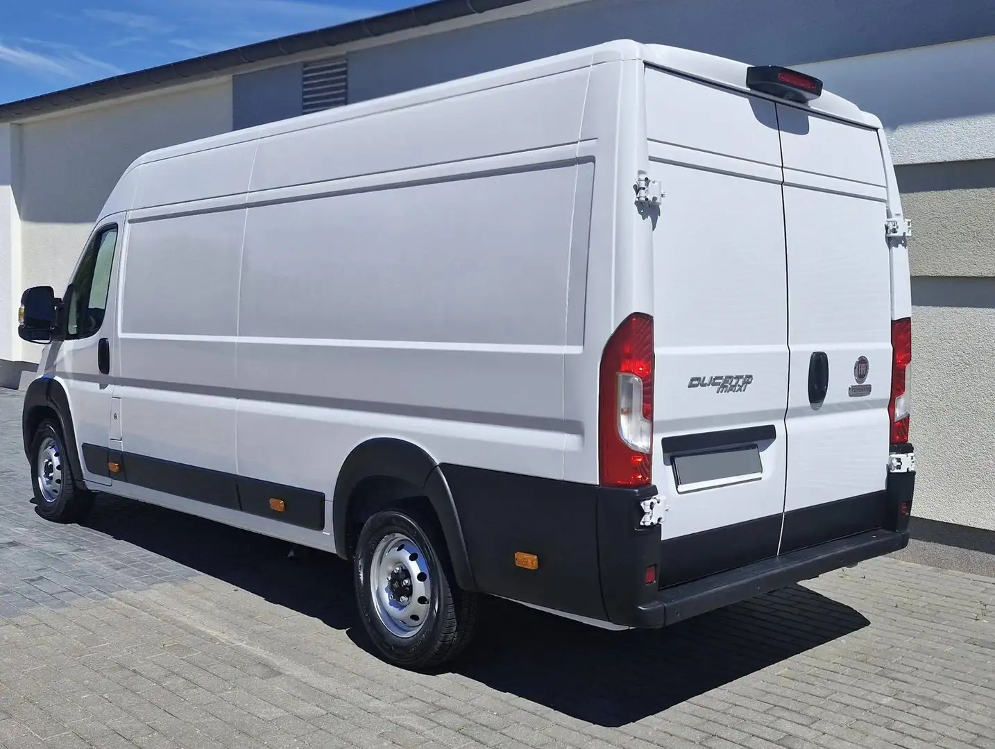 Fiat Ducato Ducato Ch. Caja Abierta 35 2.2Mjt L2 H1 Aut. 140CV Blanco - 2