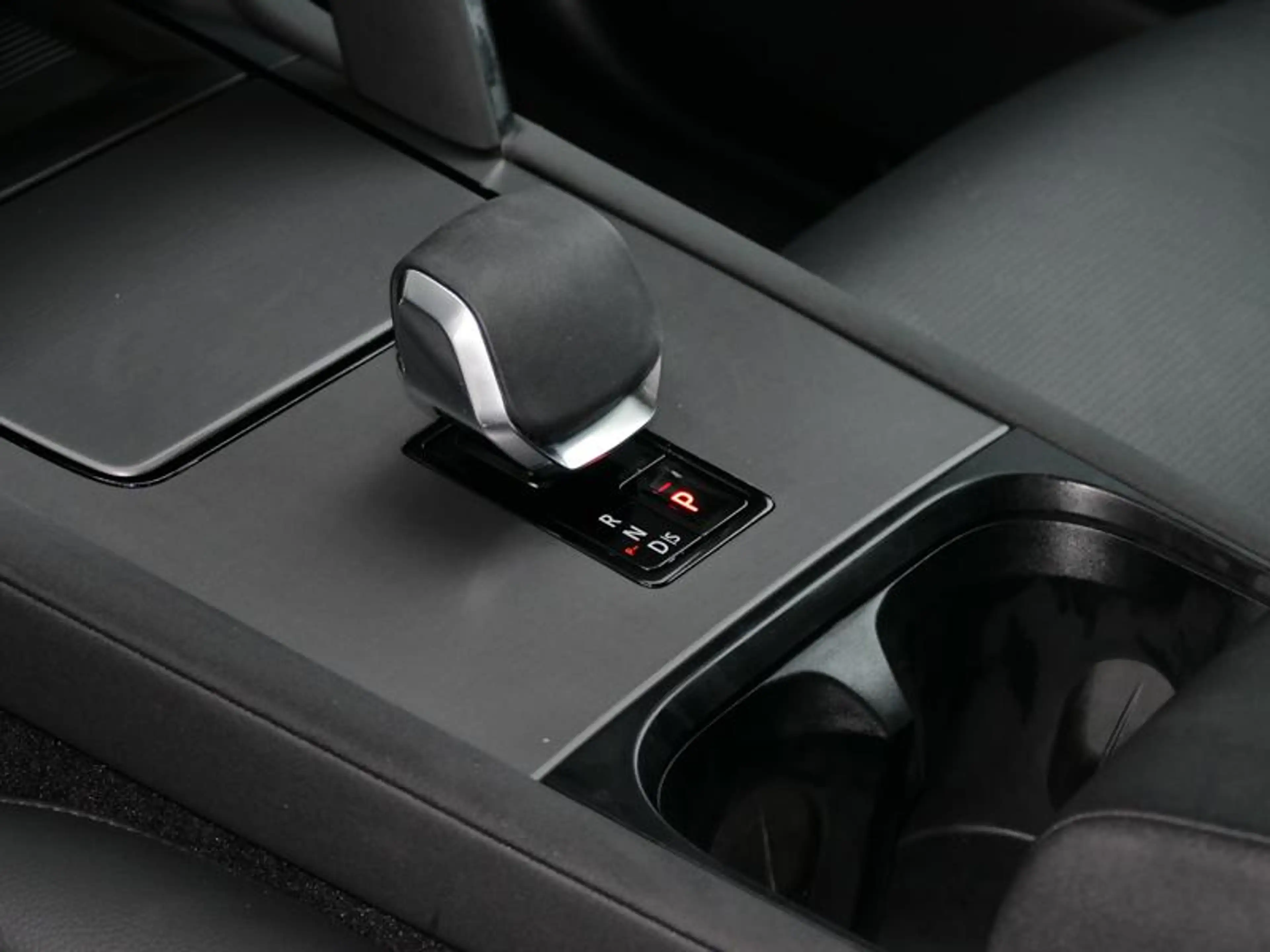 Land Rover Discovery Sport P270e S AWD Auto. 25,5MY — photo 15