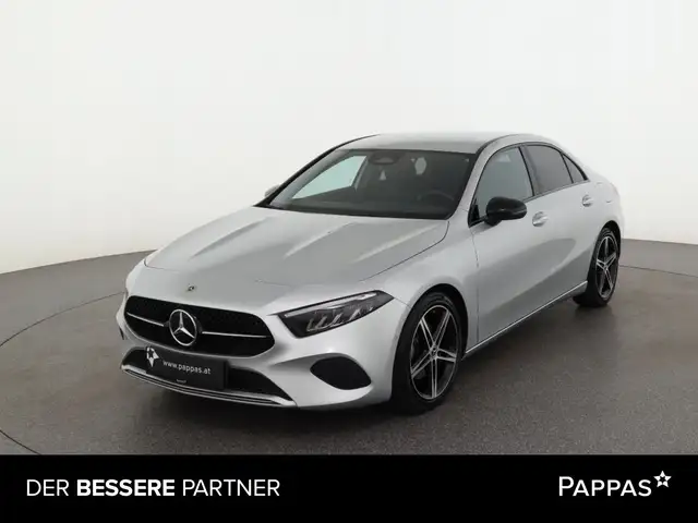 Mercedes-Benz A 180 d Limousine Spiegelpaket, Nightpaket