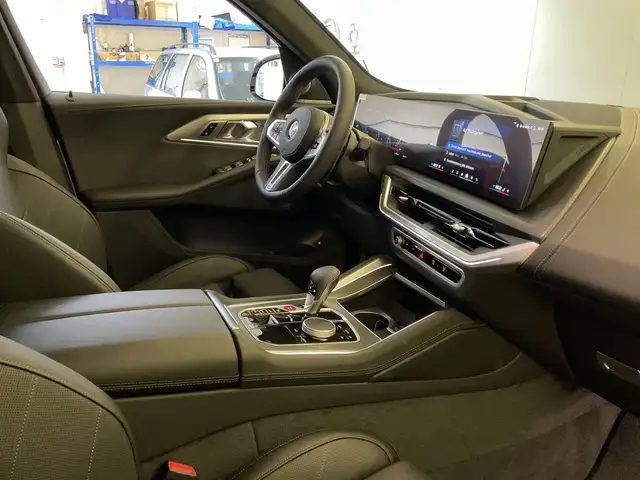 BMW XM 50e Ansicht 16