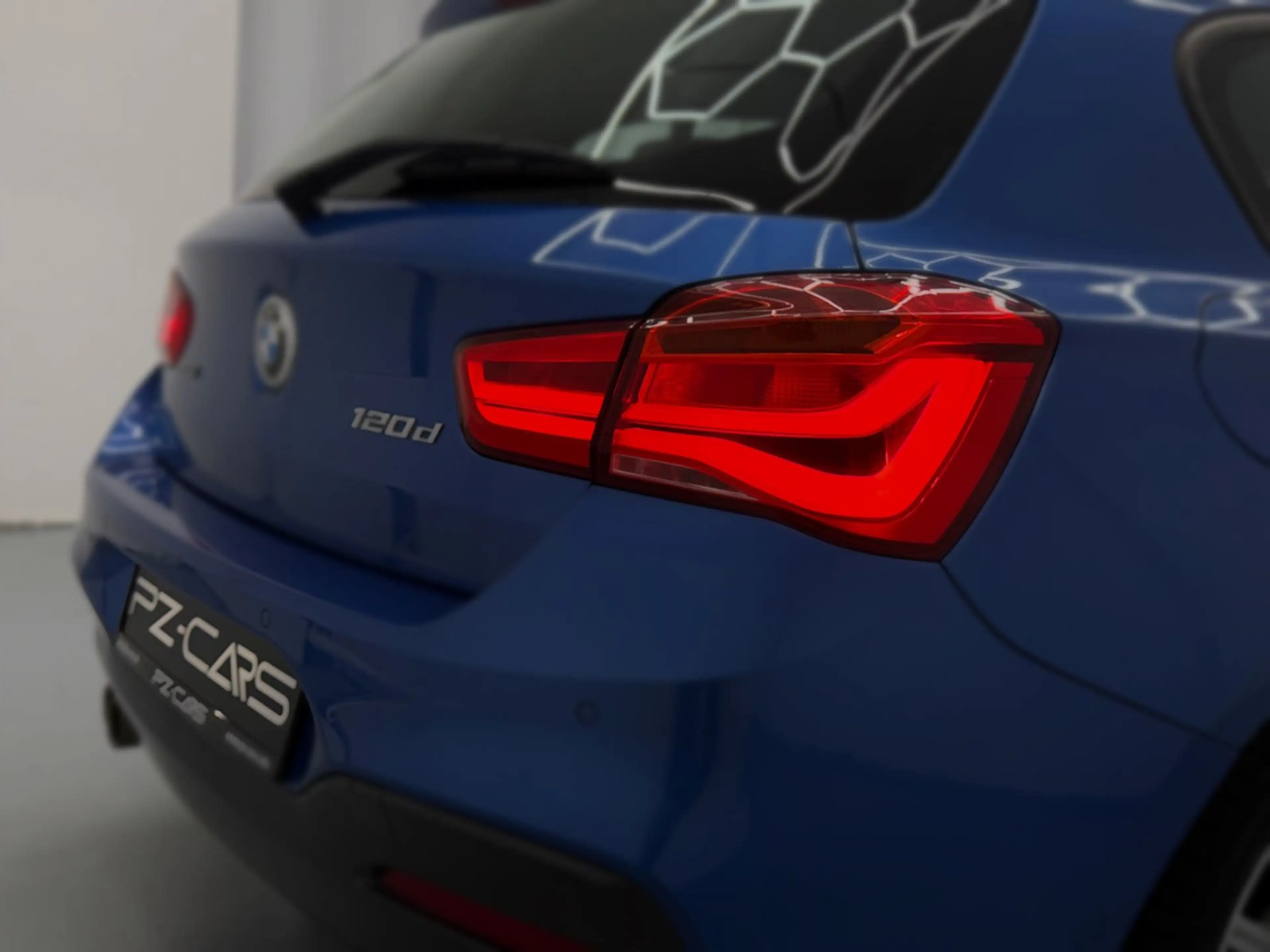 BMW 120 d xDrive M-Paket AT|LED|NAV|PDC|SHZ|TEMP|ACau — photo 9