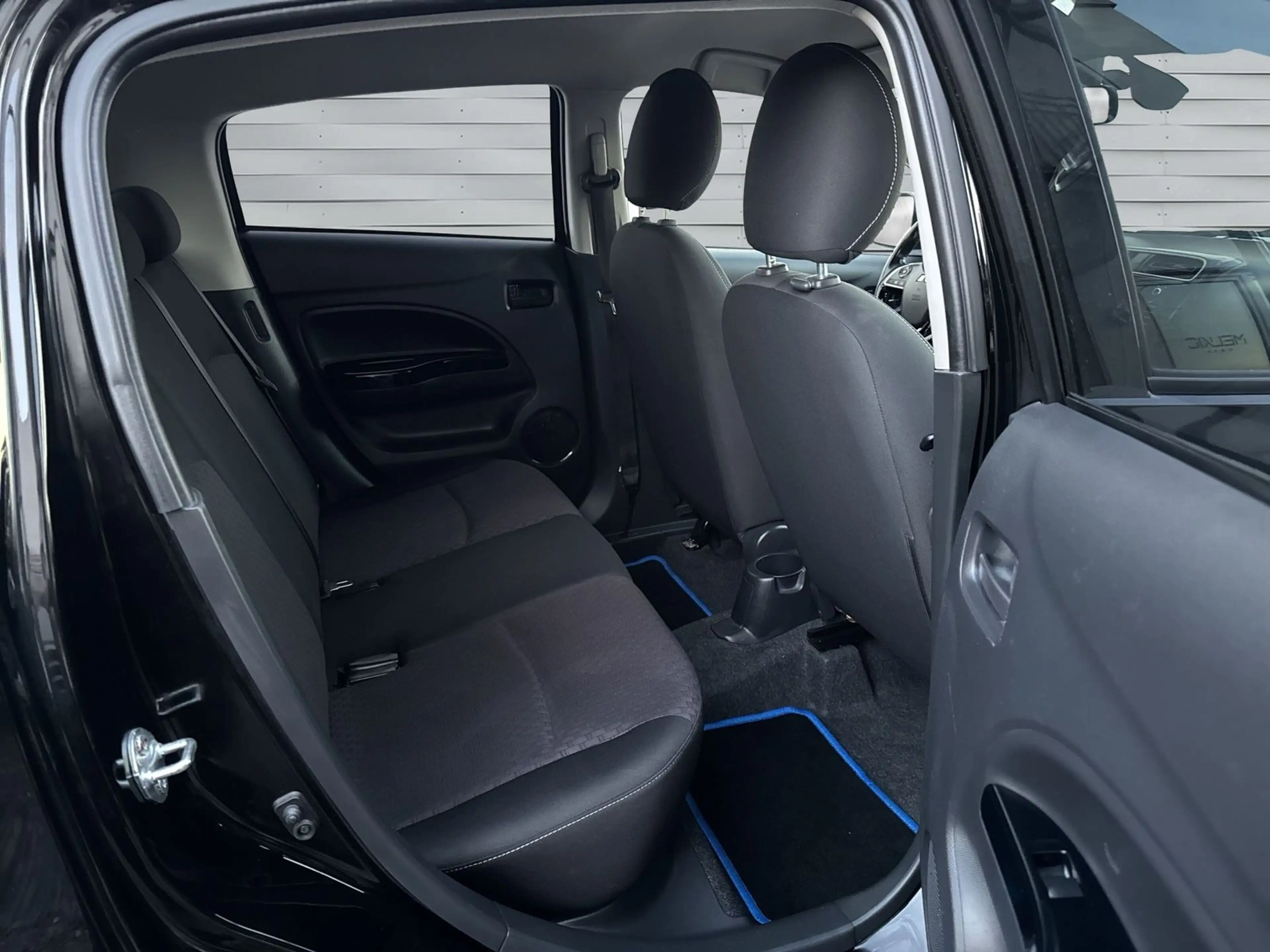 Mitsubishi Space Star 1.2 1.HAND TÜV NEU,NAVI,SHZ,CARPLAY — photo 15