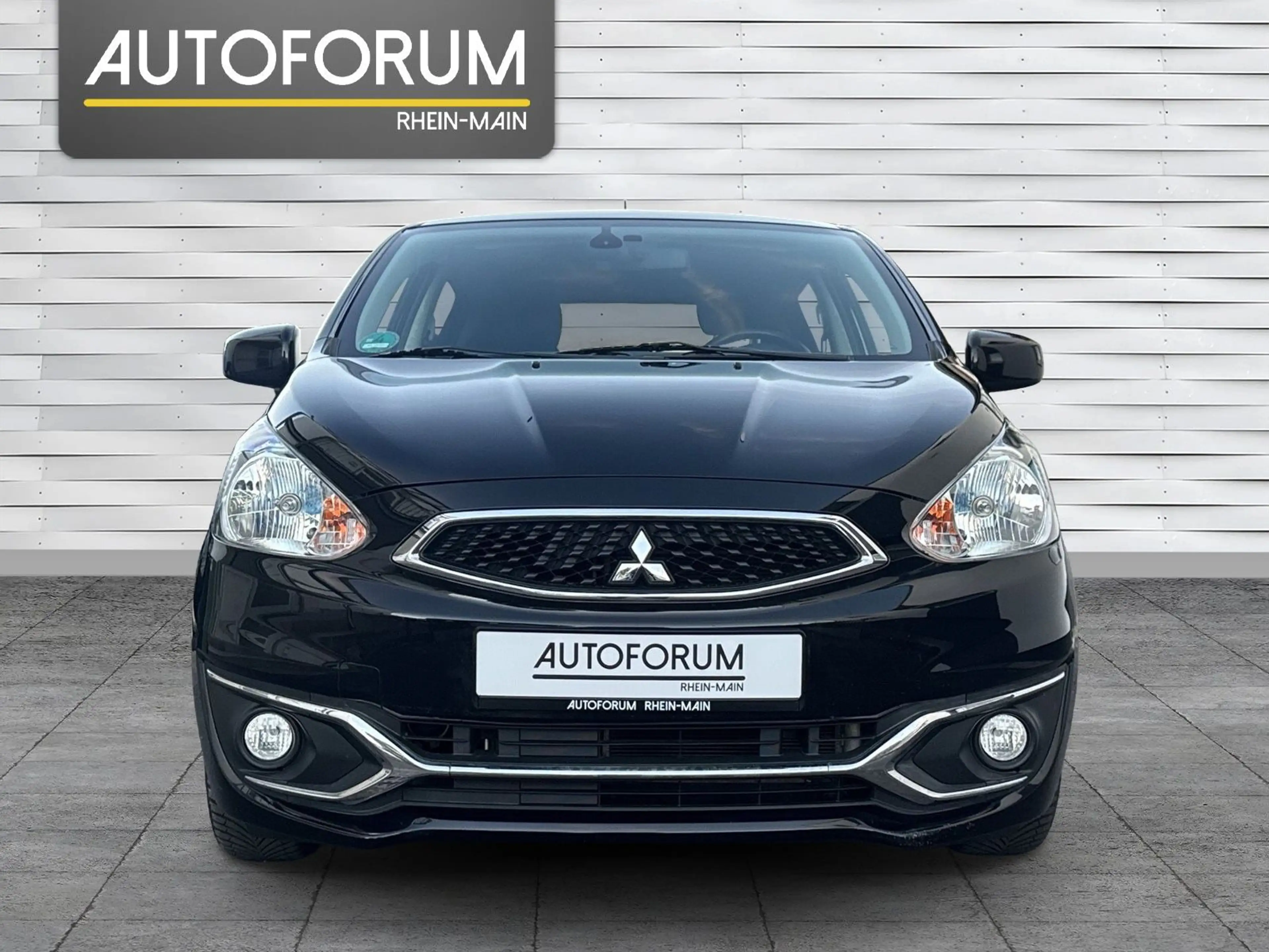 Mitsubishi Space Star 1.2 1.HAND TÜV NEU,NAVI,SHZ,CARPLAY — photo 2