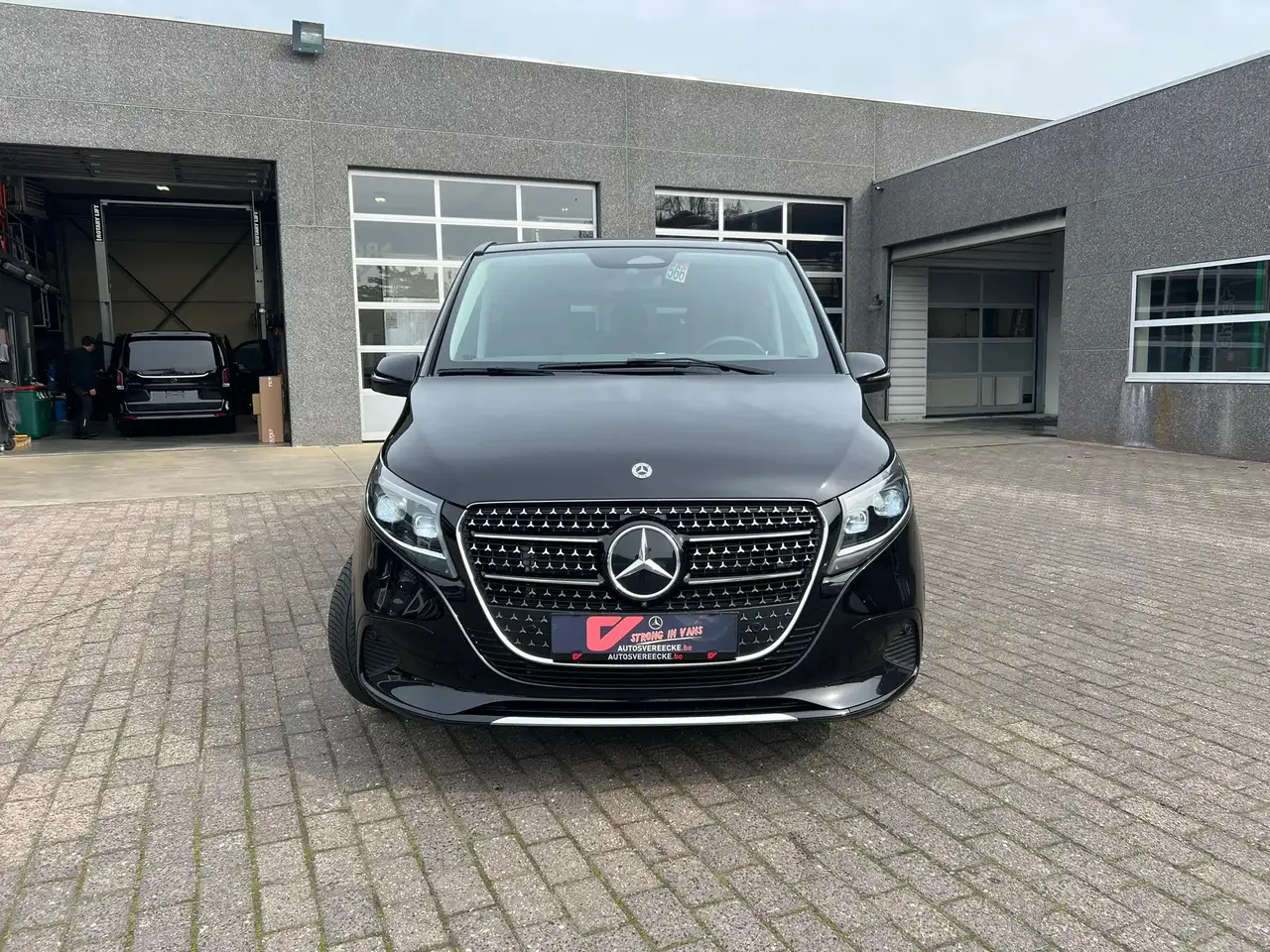 Mercedes-Benz V 300 V300 L3 RWD AUTO (63.500€ex.) DUB CABINE — foto 3