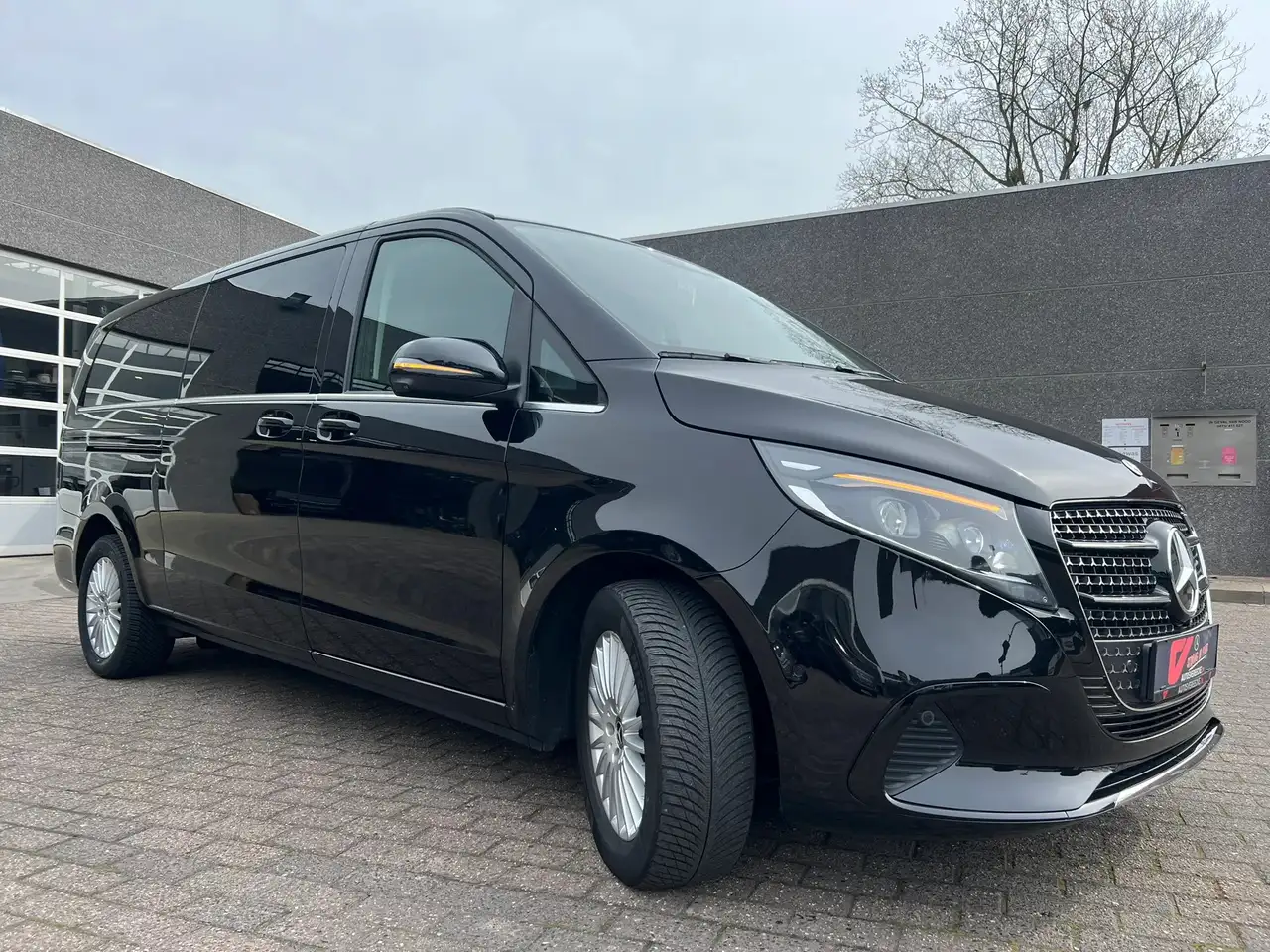 Mercedes-Benz V 300 V300 L3 RWD AUTO (63.500€ex.) DUB CABINE — foto 4