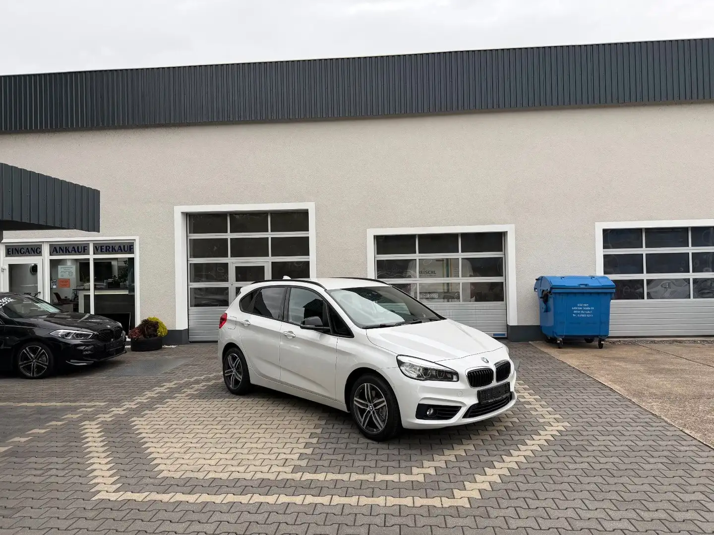 BMW 218 d Nav Anhäng LED Autom Hifi DAB Temp Weiß - 1
