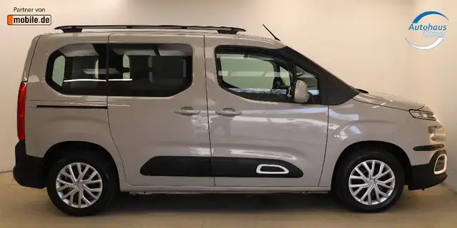 Citroen Berlingo view 5